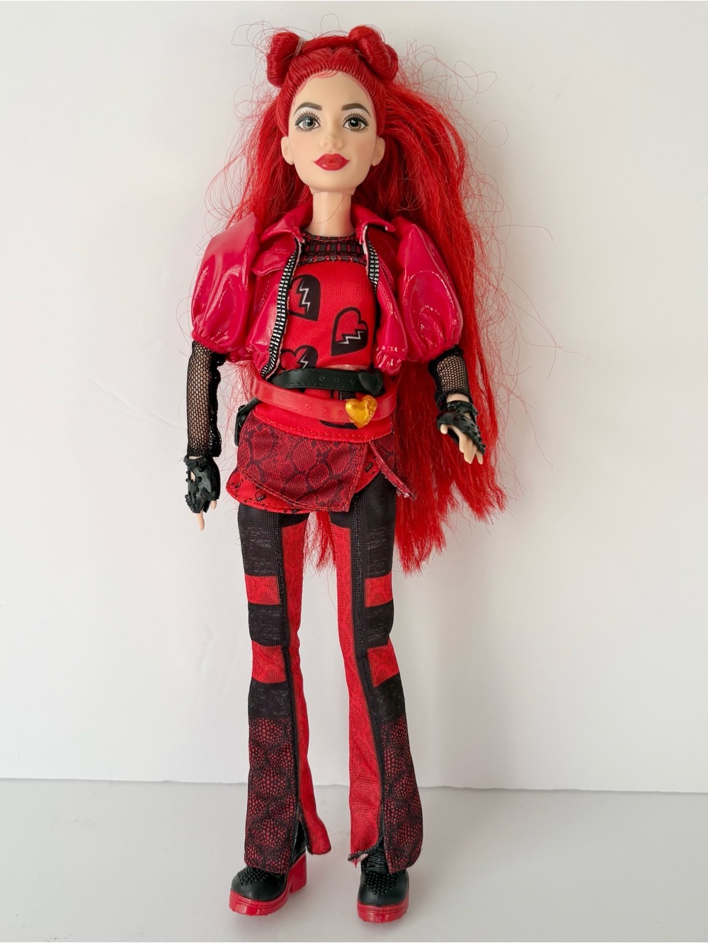 Disney Descendants The Rise of Red Fashion Doll